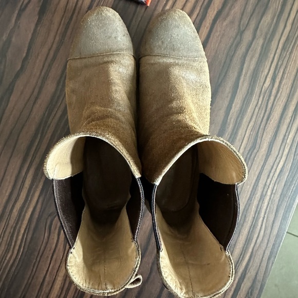 Poppy Barley Chelsea Boot- Distressed Khaki - Picture 6 of 6